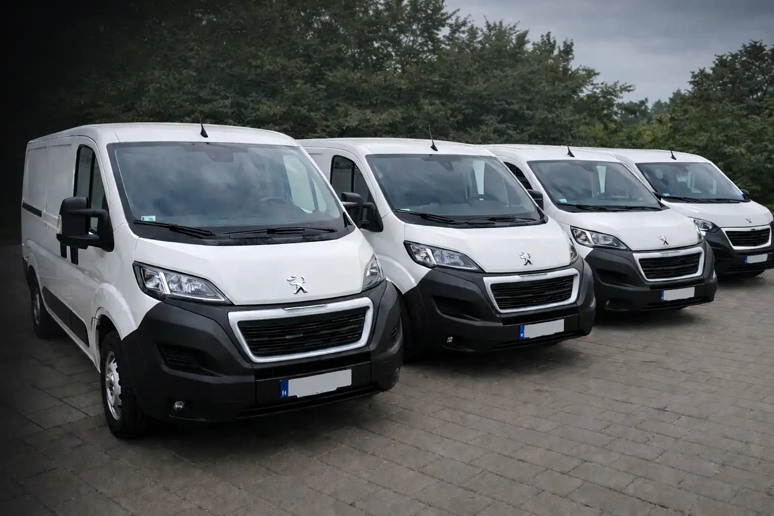 flotta gumiszerviz céges járművek helyszíni gumicseréje